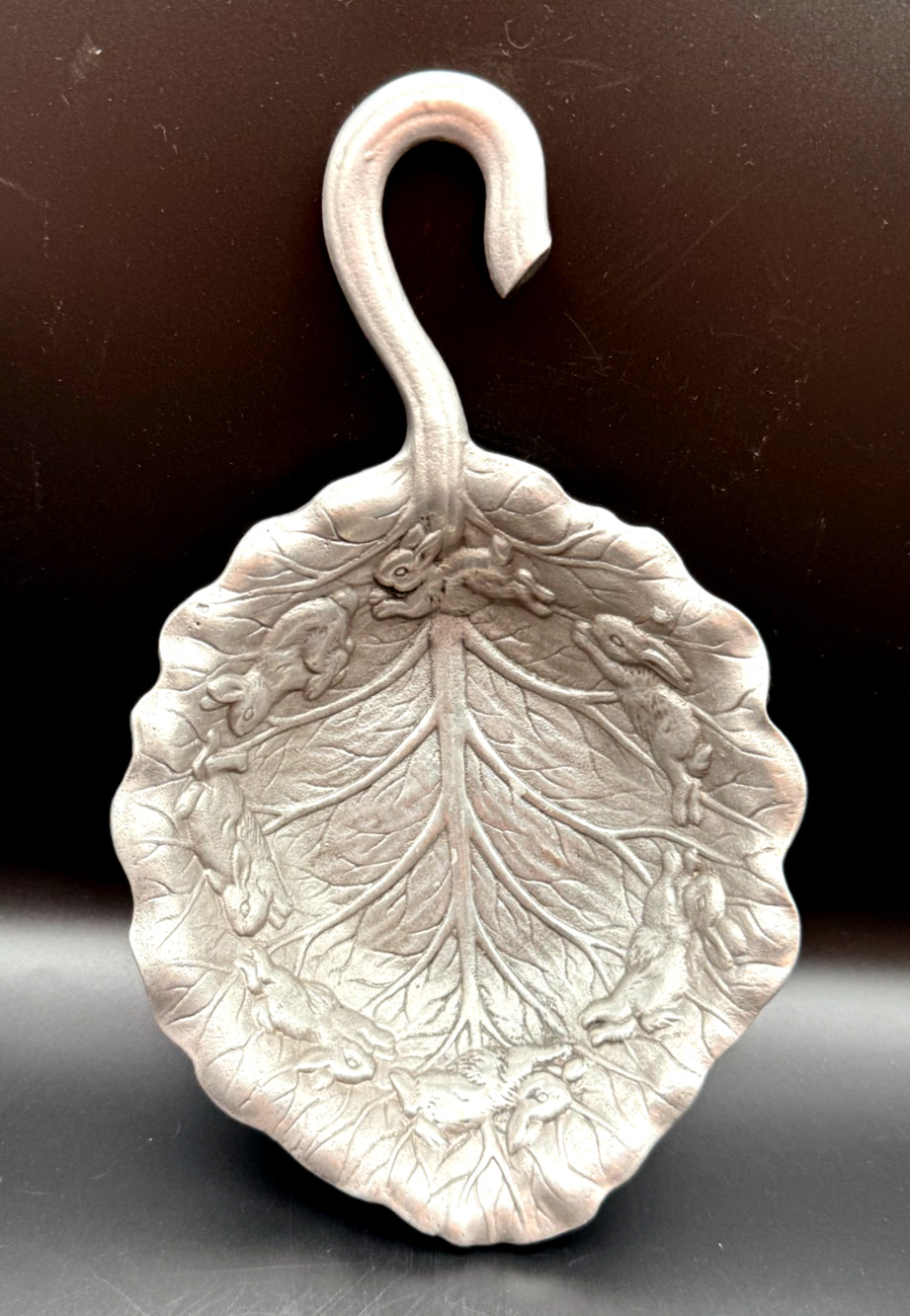 Vintage Arthur Court 1990 Cabbage Leaf Rabbit Bunny Hare Bon Bon Candy Dish Hook